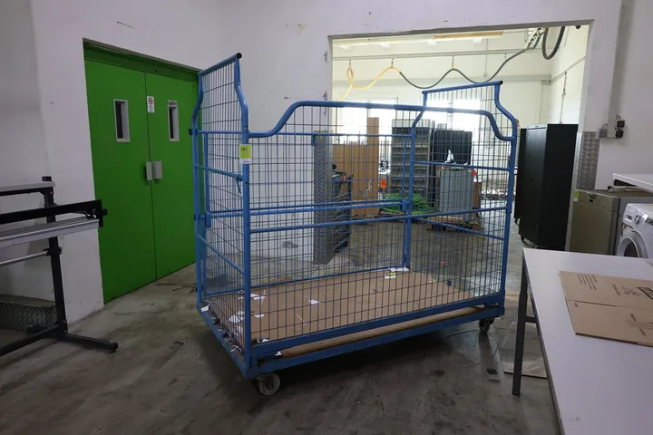 1 x Transportwagen